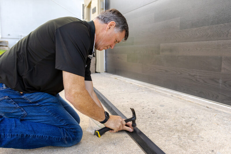 garage door repair and install